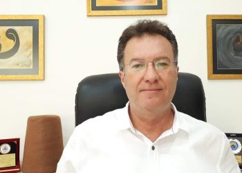 AKP’Lİ MECLİS ÜYESİ İLÇE BAŞKANINI YALANLADI