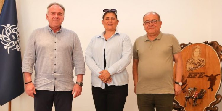 CHP İL BAŞKANI SAATÇI VE GERMENCİK BELEDİYE BAŞKANI ÖNDEŞ’TEN BAŞKAN ÇERÇİOĞLU’NA ZİYARET