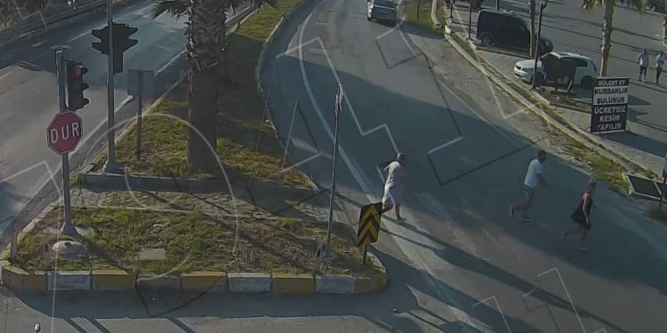 Kuşadası’nda Otomobilin çarptığı yaşlı kadın hayatını kaybetti