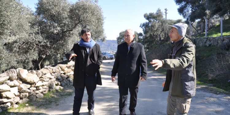 BAŞKAN KIVRAK YENİ HAFTAYA AKÇAOVA’DA BAŞLADI