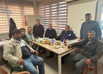 CHP’li Gökmen’in İlk Durağı Acarlar Hali Oldu..