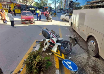 Aydın’da MOTOSİKLETLİ KAZA:  YARALILAR VAR !