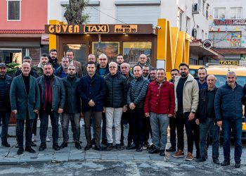 Kuşadası Belediye Başkanı Ömer Günel, şoför esnafıyla bir araya geldi