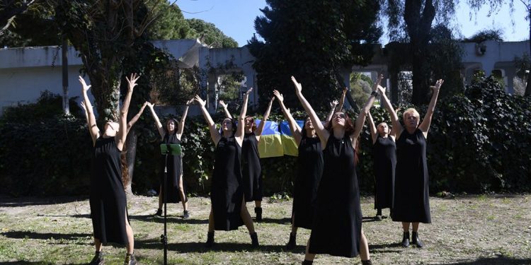 KUŞADASI’NDA SAVAŞIN YILDÖNÜMÜ UNUTULMADI