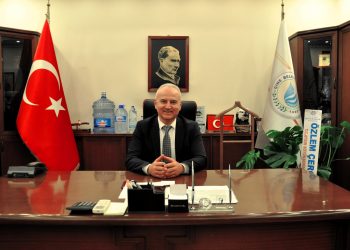 BAŞKAN MEHMET KIVRAK, ÇİNELİLERİN MİRAÇ KANDİLİ’Nİ KUTLADI