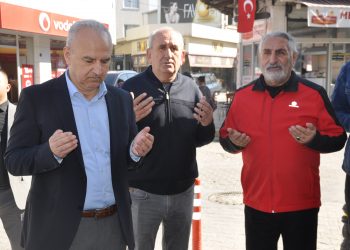 BAŞKAN KIVRAK, KARAGÖZ VE DEPREMZEDELERİ UNUTMADI