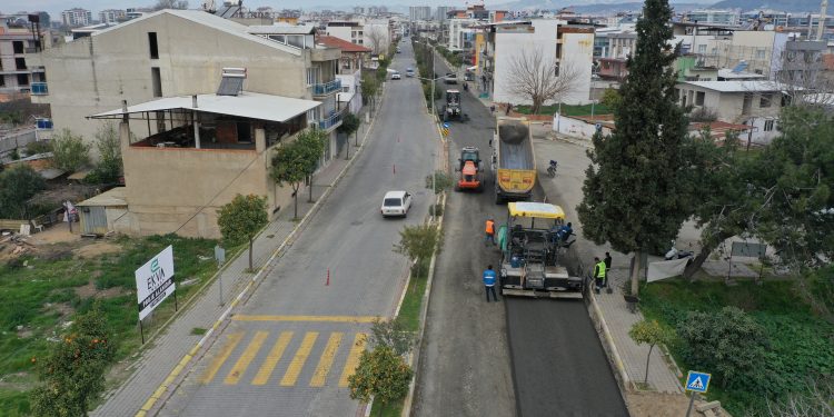 BÜYÜKŞEHİR BELEDİYESİ AYDINLILARA HİZMET ETMEYİ SÜRDÜRÜYOR