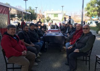 CHP’Lİ OSMAN GÖKMEN SANDIKLI MAHALLESİNİ ZİYARET ETTİ.