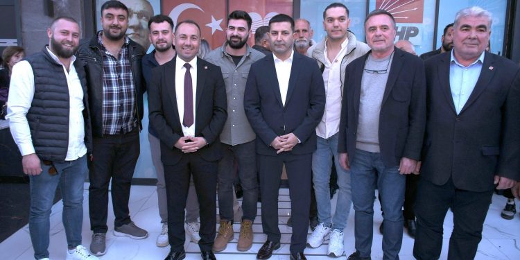 BAŞKAN ÖMER GÜNEL: “KAPIMIZ DA YÜREĞİMİZ DE HERKESE SONUNA KADAR AÇIK”