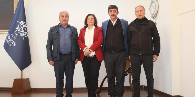 ÇİNELİ MUHTARLARDAN BAŞKAN ÇERÇİOĞLU’NA ZİYARET