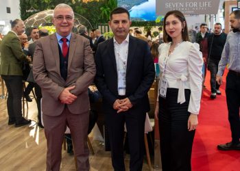 EMITT TURİZM FUARINA KAMPINOVA DAMGA VURDUBAŞKAN ÖMER GÜNEL: “ÖDÜLLÜ PROJEMİZ MAYIS AYINDA KAPILARINI AÇIYOR”