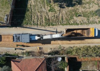 BÜYÜKŞEHİR BELEDİYESİ GERMENCİK ÜZÜMLÜ – MORALI ARASINDA YOL YAPIM ÇALIŞMALARINA DEVAM EDİYOR