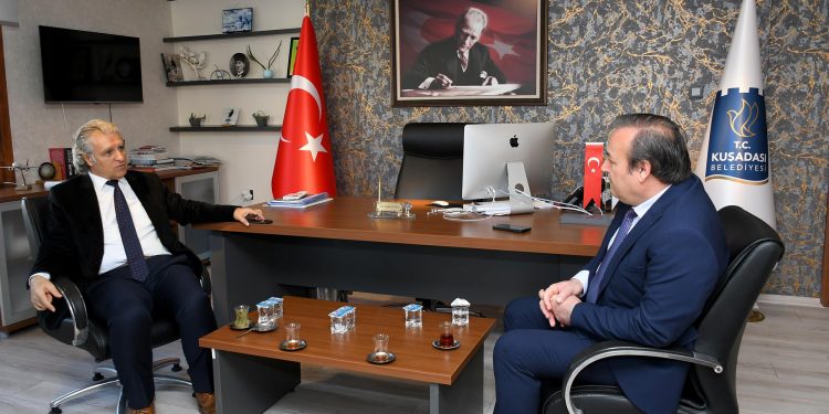KAYMAKAM İBRAHİM KEKLİK’TEN KUŞADASI BELEDİYESİ’NE NEZAKET ZİYARETİ