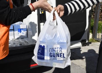 KUŞADASI BELEDİYESİ’NDEN ÇOCUKLARA AYDA 10 BİN 712 LİTRE SÜT DESTEĞİ