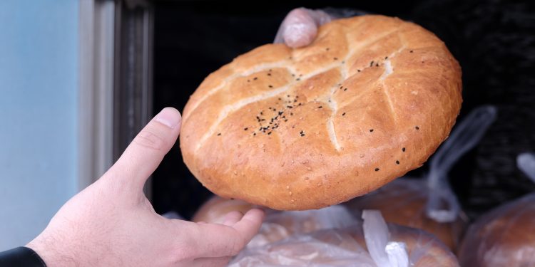 AYDIN BÜYÜKŞEHİR BELEDİYESİ’NDEN 7,5 LİRAYA PİDE