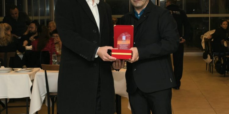 Kuşadası’nda hizmet çağı devam edecek