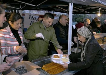 BAŞKAN ÖMER GÜNEL HACIFEYZULLAH MAHALLESİ SAKİNLERİYLE İFTAR SOFRASINDA BULUŞTU