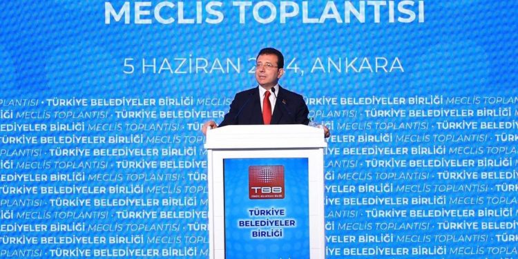 Başkan Ömer Günel” TBB yeni Başkanı Ekrem İmamoğlu’nu tebrik ederek yeni görevinde başarılar diledi”