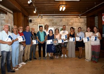 KUŞADASI’NDA ‘MAVİ İNSAN’ MUSTAFA VELİ ANILDI