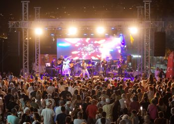 ÇERÇİOĞLU VE GÜNEL’DEN KUŞADASI’NDA YAZ KONSERİ