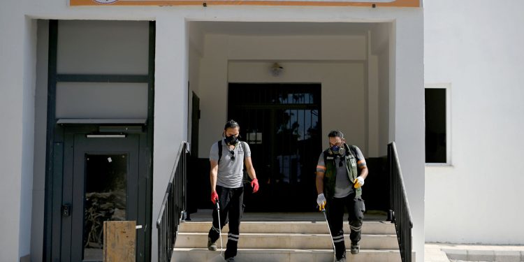 KUŞADASI BELEDİYESİ OKULLARI YENİ EĞİTİM ÖĞRETİM YILINA HAZIRLIYOR