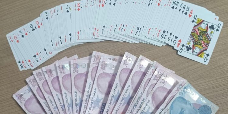 Kuşadası Emniyetinden Kumar Operasyonu