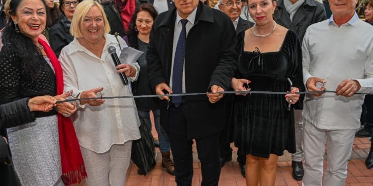 DÖRT SANATÇININ YOLU KÜLTÜR, SANAT VE TURİZMİN BAŞKENTİ KUŞADASI’NDA KESİŞTİ