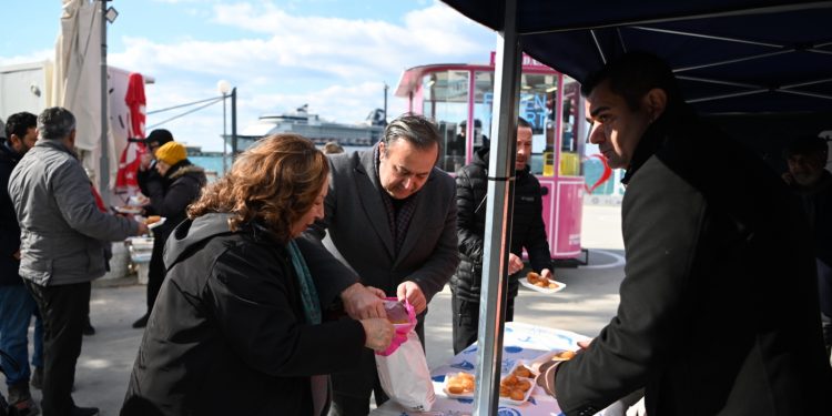 KUŞADASI BELEDİYESİ’NDEN 6 ŞUBAT DEPREMLERİ İÇİN ANMA ETKİNLİĞİ