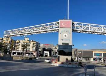 KUŞADASI BELEDİYESİ’NDEN 7 / 24 TEMİZLİK MESAİSİ