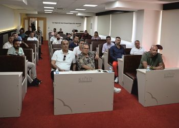 SEYAHAT ACENTALARI VE ÇARŞI ESNAFI TEMSİLCİLERİ KUTO’DA BİR ARAYA GELDİ, SORUNLAR GÖRÜŞÜLDÜ