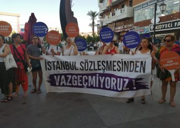 KADINA YÖNELİK ŞİDDET İNSANLIK SUÇUDUR