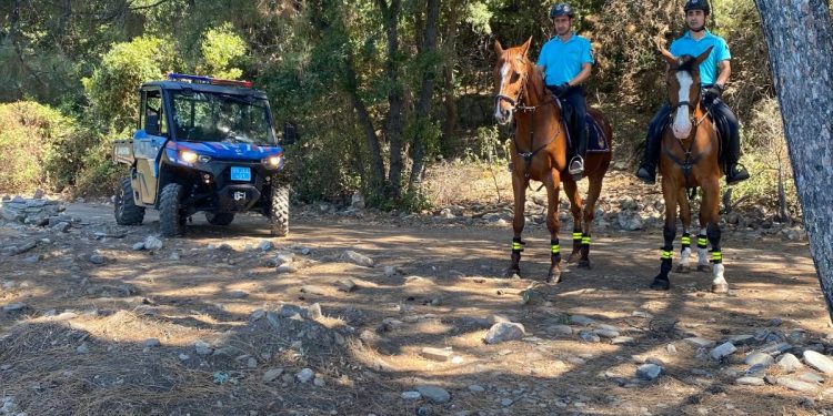 Kuşadası’nda Milli Parkta Yasak Alana Giren 5 Kişiye Para Cezası