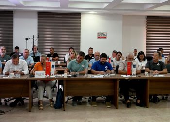 KUŞADASI BELEDİYE MECLİSİ DAVUTLAR’DA TOPLANDI