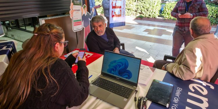 EFEM KART BAŞVURULARINA YOĞUN İLGİ