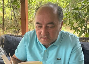 Ergün Poyraz, bu kez sosyal medya hesabından yaptığı çarpıcı paylaşımla Aydın kulislerini yeniden hareketlendirdi